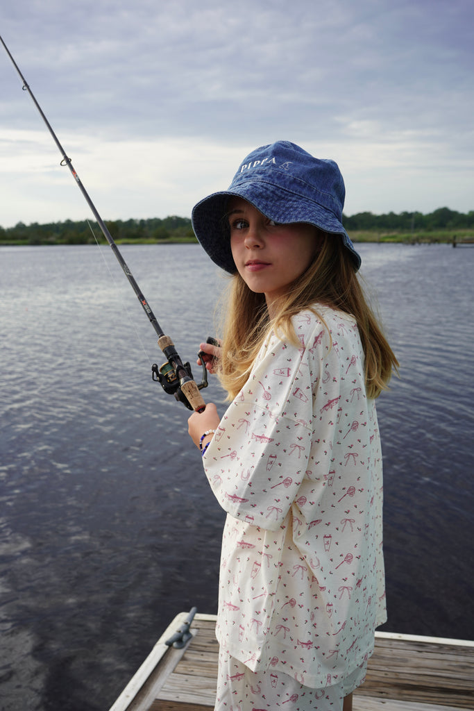 .Pink Luckie Ranch Fishing Daydreamer