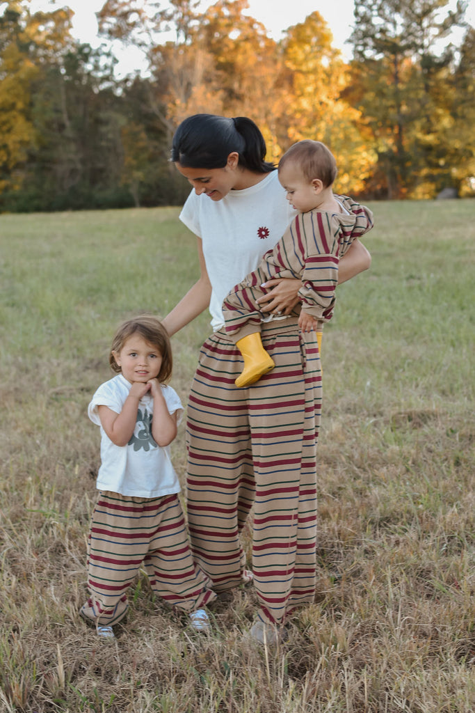 .Adult Yin Yang Fitted Tee