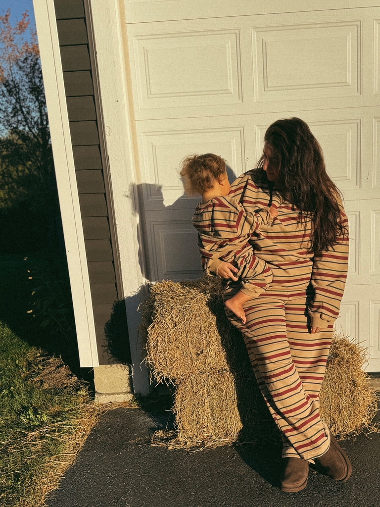 .Adult Fall Stripe Sweatshirt